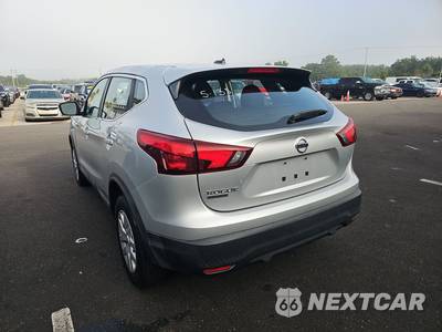 2018 Nissan Rogue Sport S - zdjęcie 6 z 34 - miniatura