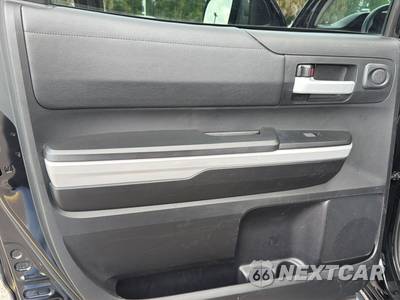 2020 Toyota Tundra SR5 Crew Cab Short Bed - zdjęcie 10 z 21 - miniatura