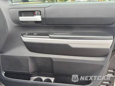 2020 Toyota Tundra SR5 Crew Cab Short Bed - zdjęcie 16 z 21 - miniatura