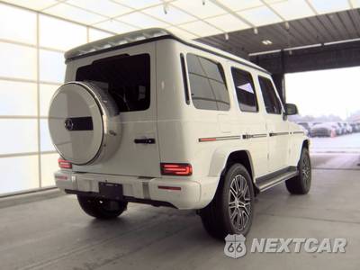 2025 Mercedes-Benz G 550 4MATIC - zdjęcie 5 z 23 - miniatura