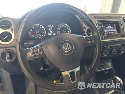 2016 Volkswagen Tiguan S - zdjęcie 10 z 25 - miniatura
