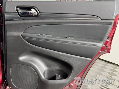 2021 Jeep Grand Cherokee 80th Anniversary Edition - zdjęcie 45 z 49 - miniatura