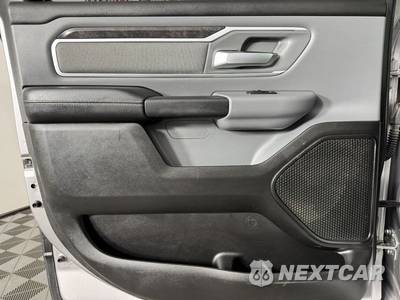 2022 Ram 1500 Big Horn Crew Cab Short Bed - zdjęcie 39 z 44 - miniatura