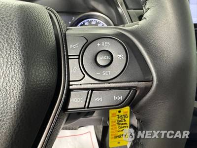 2023 Toyota Camry SE - zdjęcie 16 z 42 - miniatura