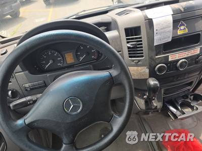 2012 Mercedes-Benz Sprinter 2500 Cargo Van High Roof 170.3" WB - zdjęcie 11 z 36 - miniatura