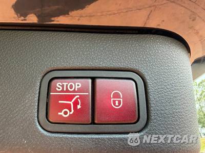 2014 Mercedes-Benz ML 350 - zdjęcie 64 z 113 - miniatura