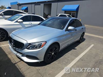 2016 Mercedes-Benz C 300 4MATIC - zdjęcie 1 z 32 - miniatura