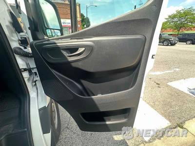 2021 Mercedes-Benz Sprinter 2500 Cargo Van High Roof 170.0" WB - zdjęcie 16 z 33 - miniatura
