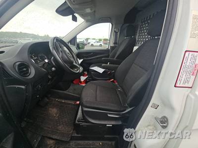 2020 Mercedes-Benz Metris Cargo Van 126.0" WB - zdjęcie 7 z 27 - miniatura