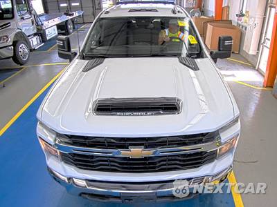 2024 Chevrolet Silverado 3500HD Cab Chassis LT Crew Cab 1LT DRW - zdjęcie 2 z 40 - miniatura