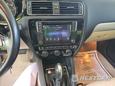 2016 Volkswagen Jetta Hybrid SEL Premium - zdjęcie 11 z 29 - miniatura
