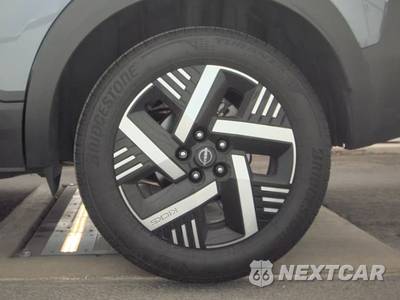 2025 Nissan Kicks SV - zdjęcie 12 z 25 - miniatura