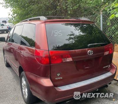 2005 Toyota Sienna LE Minivan 119.3" WB - zdjęcie 2 z 12 - miniatura