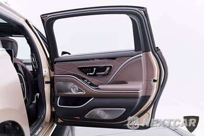 2024 Mercedes-Benz Maybach S 680 4MATIC - zdjęcie 34 z 50 - miniatura