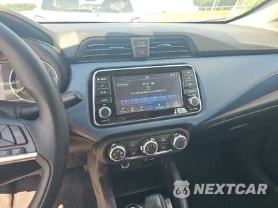 2025 Nissan Versa SV - zdjęcie 11 z 18 - miniatura