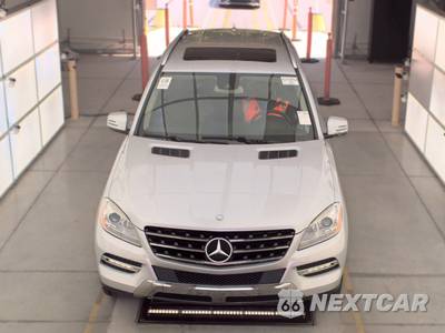 2014 Mercedes-Benz ML 350 - zdjęcie 2 z 25 - miniatura