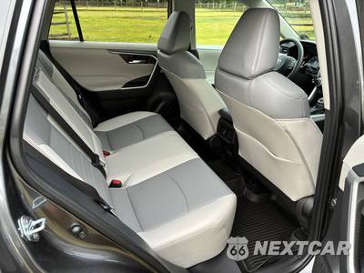 2024 Toyota RAV4 XLE Premium - zdjęcie 17 z 35 - miniatura