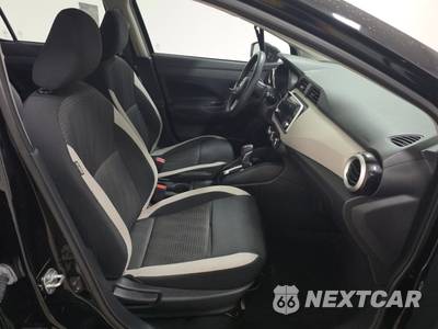 2021 Nissan Versa SV - zdjęcie 8 z 32 - miniatura