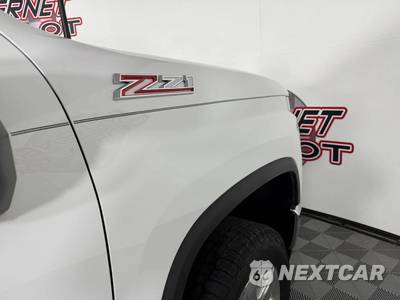 2022 Chevrolet Silverado 2500HD LTZ Crew Cab Medium Bed 1LZ - zdjęcie 32 z 49 - miniatura