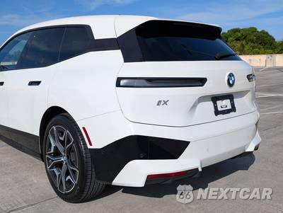 2022 BMW iX Sports Activity Vehicle xDrive50 - zdjęcie 13 z 97 - miniatura