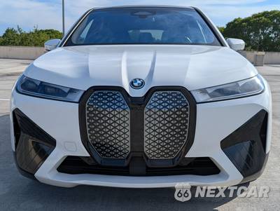 2022 BMW iX Sports Activity Vehicle xDrive50 - zdjęcie 28 z 97 - miniatura