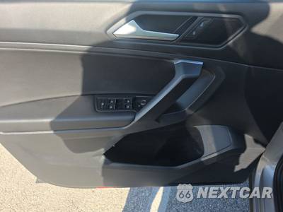 2021 Volkswagen Tiguan SE - zdjęcie 9 z 27 - miniatura