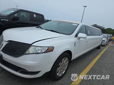 2013 Lincoln MKT w/Limo Pkg - zdjęcie 1 z 24 - miniatura
