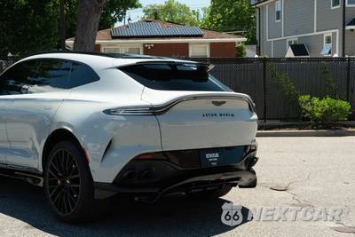 2023 Aston Martin DBX707 - zdjęcie 12 z 76 - miniatura