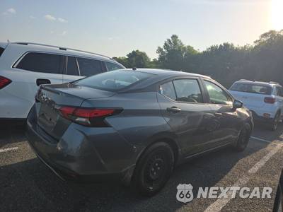 2022 Nissan Versa S - zdjęcie 4 z 34 - miniatura