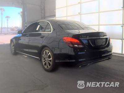 2015 Mercedes-Benz C 300 Sedan - zdjęcie 6 z 32 - miniatura