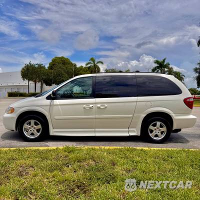 2007 Dodge Grand Caravan SXT Minivan 119.3" WB - zdjęcie 18 z 114 - miniatura