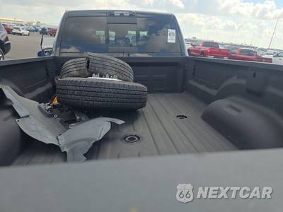 2026 Ram 3500 Tradesman Crew Cab Long Bed DRW - zdjęcie 16 z 32 - miniatura