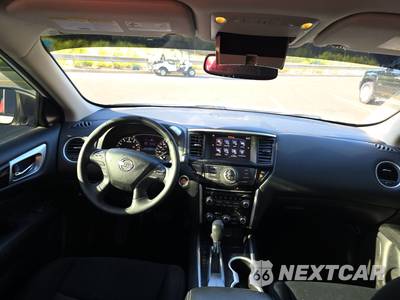 2020 Nissan Pathfinder SV - zdjęcie 11 z 30 - miniatura