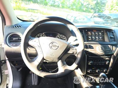 2020 Nissan Pathfinder SV - zdjęcie 10 z 30 - miniatura