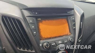 2016 Hyundai Veloster Turbo - zdjęcie 42 z 62 - miniatura