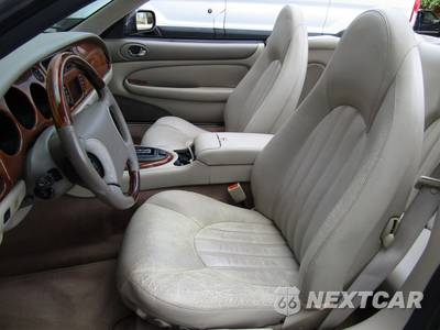 2000 Jaguar XK8 Convertible - zdjęcie 10 z 19 - miniatura