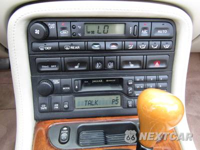 2000 Jaguar XK8 Convertible - zdjęcie 15 z 19 - miniatura