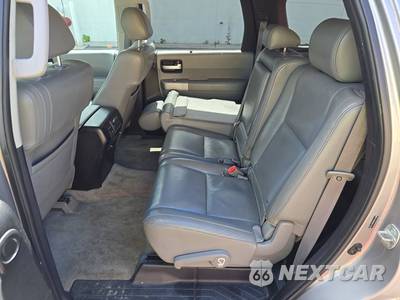 2008 Toyota Sequoia Limited - zdjęcie 13 z 45 - miniatura
