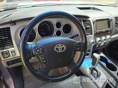 2008 Toyota Sequoia Limited - zdjęcie 10 z 45 - miniatura