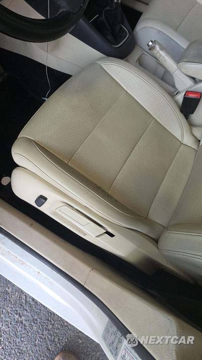 2012 Volkswagen Jetta SportWagen 2.0L TDI Wagon - zdjęcie 26 z 40 - miniatura
