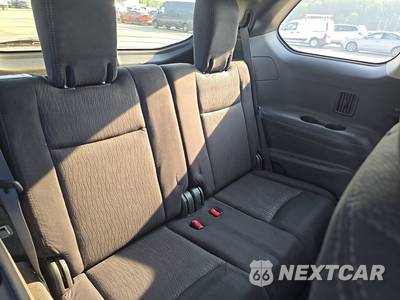 2016 Nissan Pathfinder S - zdjęcie 14 z 26 - miniatura