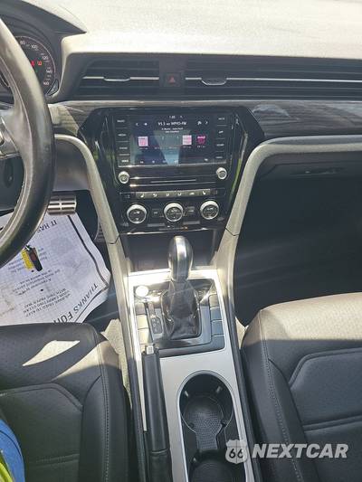 2020 Volkswagen Passat 2.0T R-Line - zdjęcie 11 z 20 - miniatura