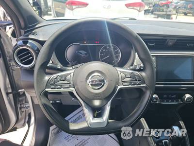 2020 Nissan Kicks SV - zdjęcie 10 z 23 - miniatura