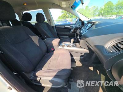 2015 Nissan Pathfinder S - zdjęcie 8 z 26 - miniatura
