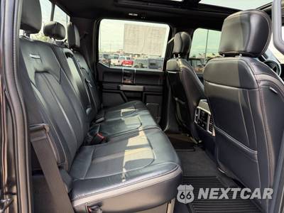 2022 Ford Super Duty F-450 Platinum Crew Cab Long Bed DRW - zdjęcie 57 z 76 - miniatura