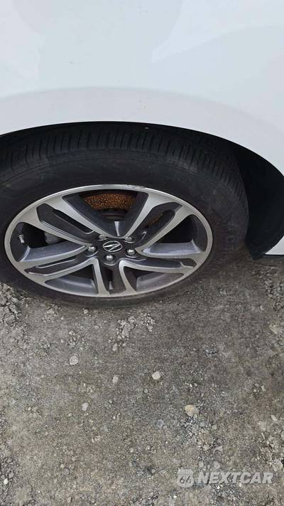 2018 Acura MDX w/Advance Pkg - zdjęcie 24 z 30 - miniatura