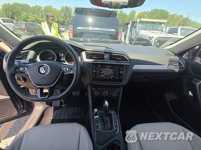 2021 Volkswagen Tiguan SE - zdjęcie 11 z 30 - miniatura