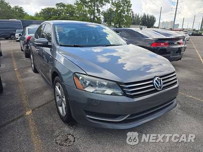 2014 Volkswagen Passat 1.8T Wolfsburg Edition - zdjęcie 3 z 17 - miniatura
