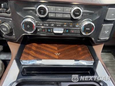 2023 Ford Super Duty F-250 King Ranch Crew Cab Medium Bed - zdjęcie 30 z 67 - miniatura