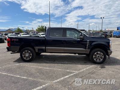 2023 Ford Super Duty F-250 King Ranch Crew Cab Medium Bed - zdjęcie 6 z 67 - miniatura